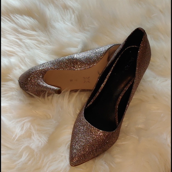 BCBGeneration - Picture 3 of 3